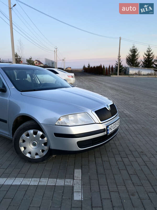 Універсал Skoda Octavia 2011 в Тернополі