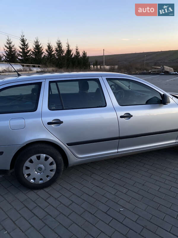 Універсал Skoda Octavia 2011 в Тернополі