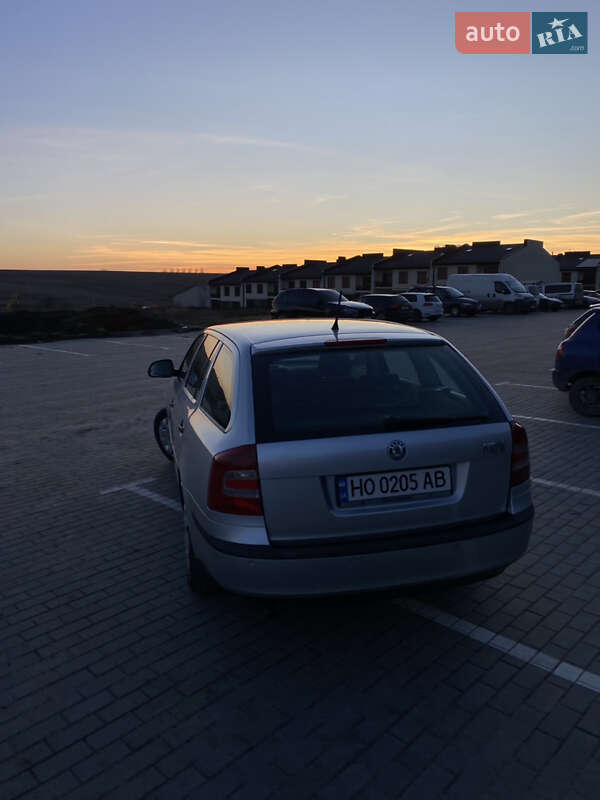 Універсал Skoda Octavia 2011 в Тернополі