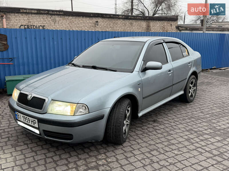 Лифтбек Skoda Octavia 2003 в Запорожье
