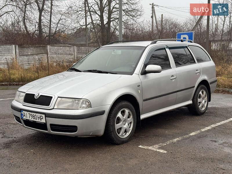 Универсал Skoda Octavia 2001 в Попельне