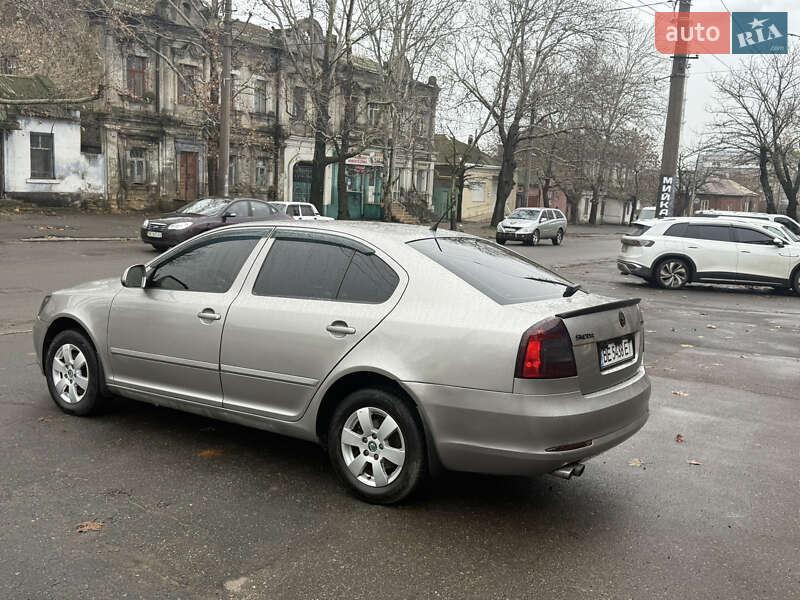 Лифтбек Skoda Octavia 2012 в Николаеве