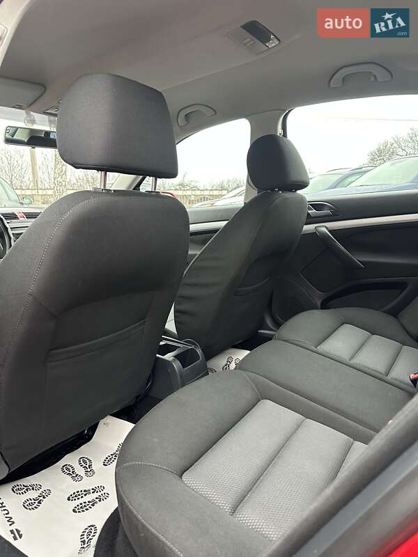 Лифтбек Skoda Octavia 2008 в Смеле