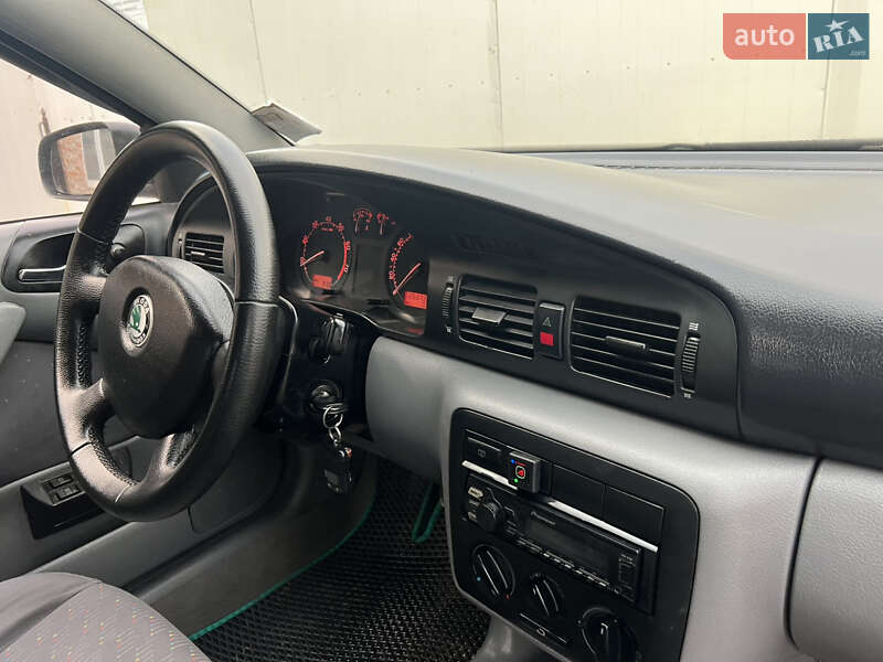 Ліфтбек Skoda Octavia 2003 в Дрогобичі фото 20 Ліфтбек Skoda Octavia 2003 в Дрогобичі