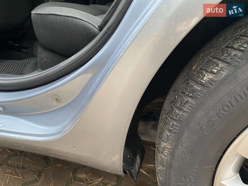 Лифтбек Skoda Octavia 2006 в Новояворовске