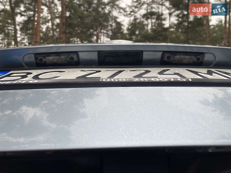 Лифтбек Skoda Octavia 2006 в Новояворовске