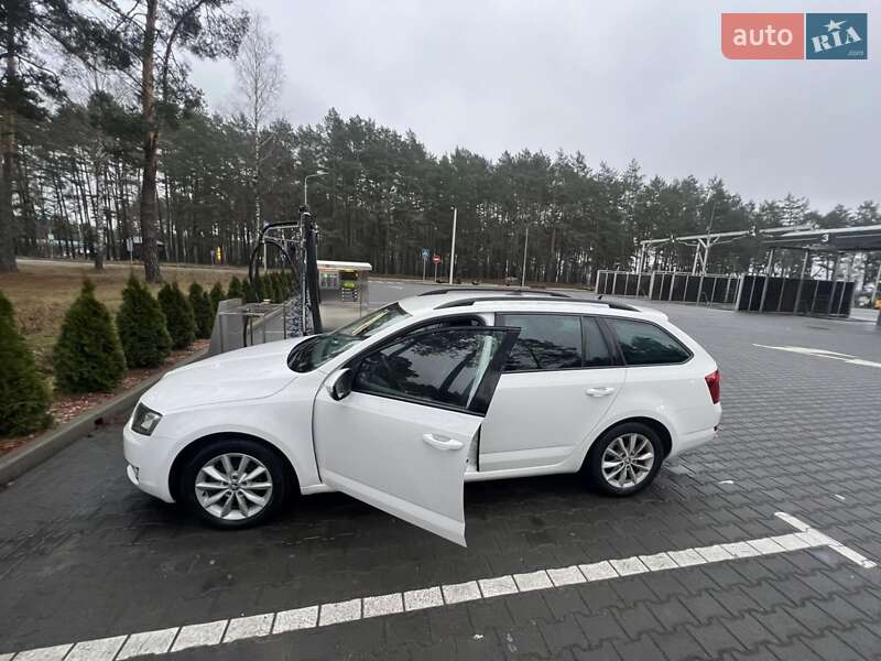 Универсал Skoda Octavia 2015 в Маневичах