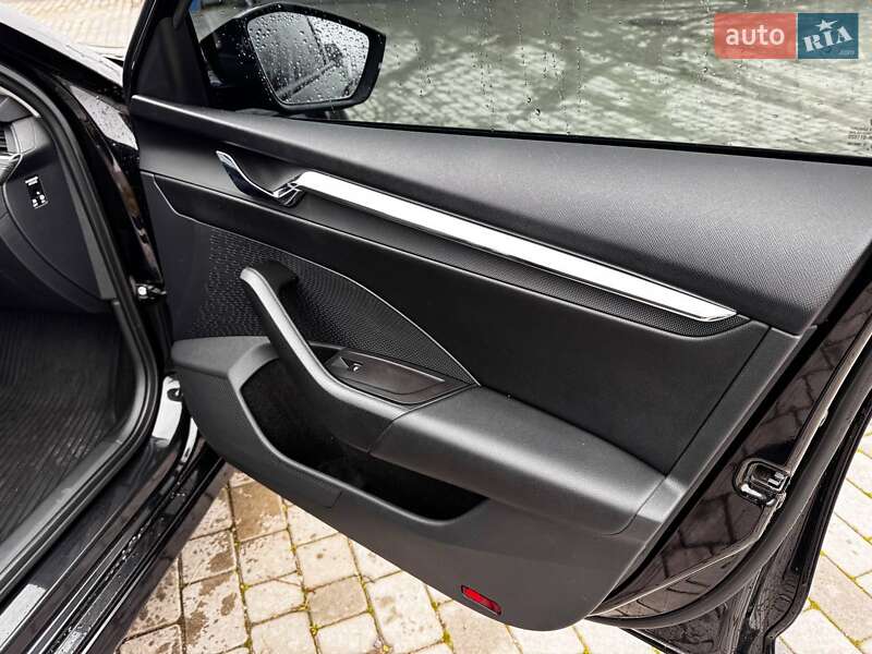 Лифтбек Skoda Octavia 2020 в Ивано-Франковске