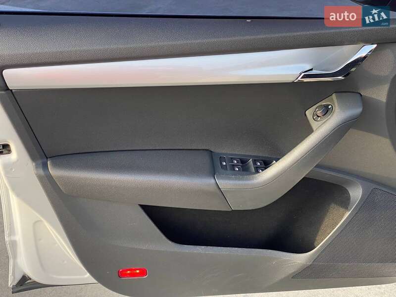 Ліфтбек Skoda Octavia 2015 в Києві фото 32 Ліфтбек Skoda Octavia 2015 в Києві