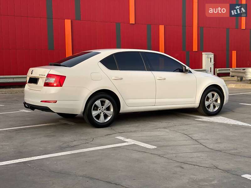 Ліфтбек Skoda Octavia 2015 в Києві фото 5 Ліфтбек Skoda Octavia 2015 в Києві