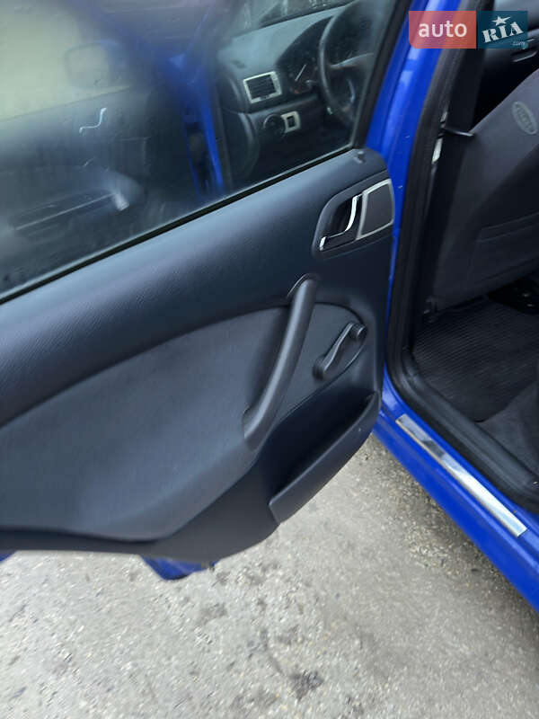 Лифтбек Skoda Octavia 2004 в Збараже