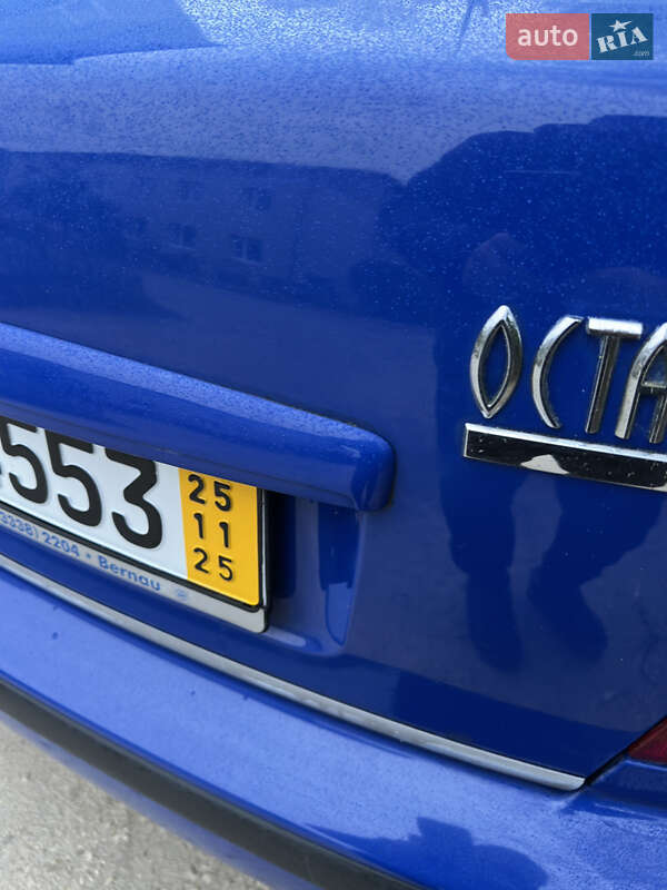 Лифтбек Skoda Octavia 2004 в Збараже