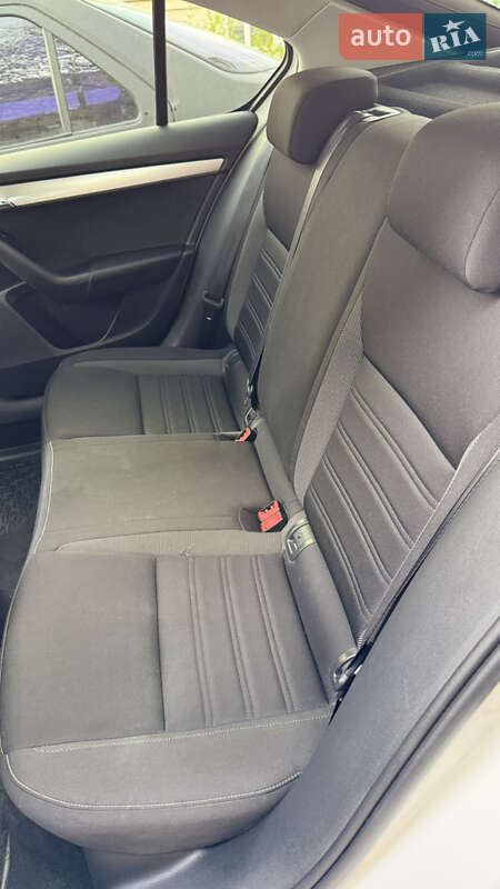 Универсал Skoda Octavia 2019 в Киеве