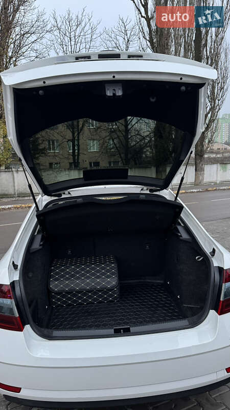 Универсал Skoda Octavia 2019 в Киеве