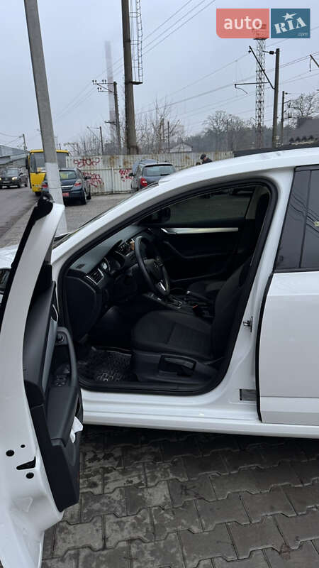 Универсал Skoda Octavia 2019 в Киеве