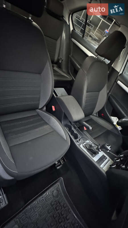 Универсал Skoda Octavia 2019 в Киеве