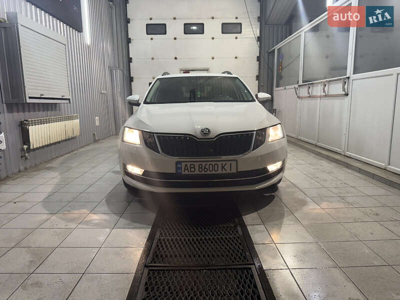 Универсал Skoda Octavia 2019 в Жмеринке
