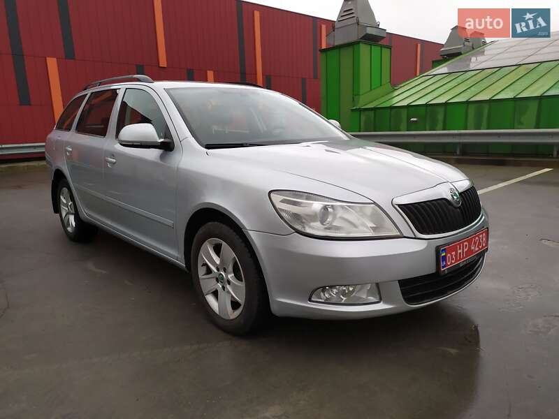 Универсал Skoda Octavia 2012 в Киеве