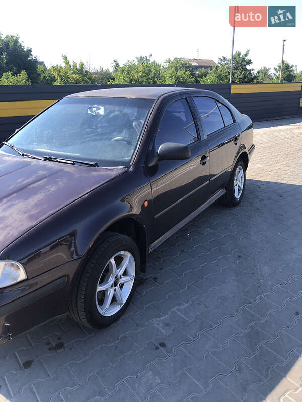 Лифтбек Skoda Octavia 2000 в Николаеве