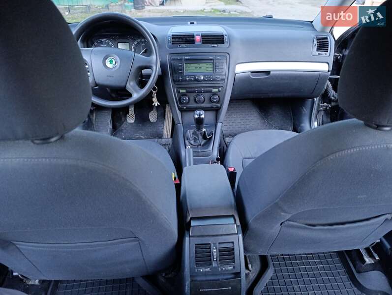 Универсал Skoda Octavia 2005 в Надворной