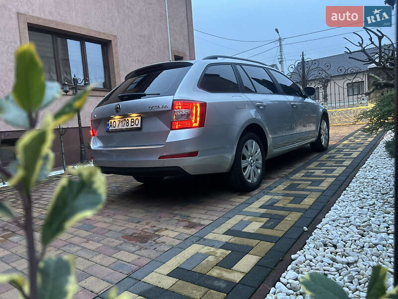 Універсал Skoda Octavia 2013 в Тячеві фото 47 Універсал Skoda Octavia 2013 в Тячеві