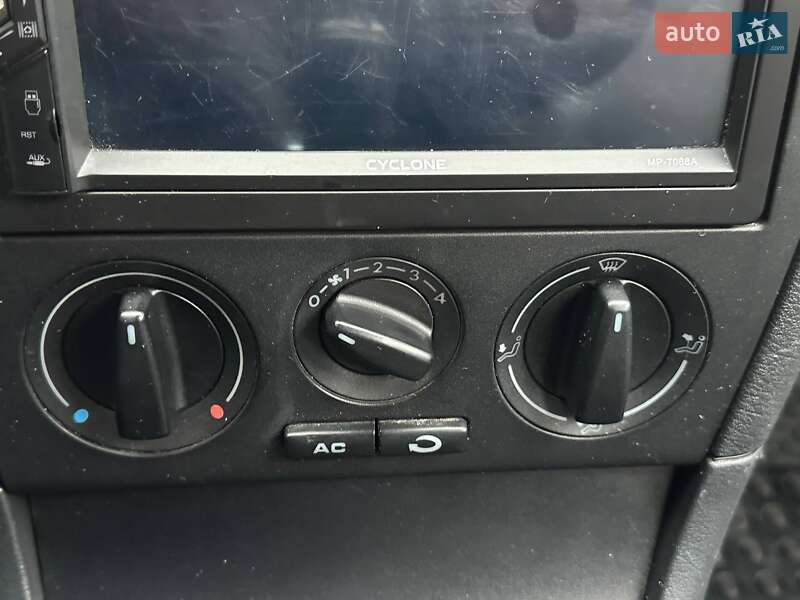 Універсал Skoda Octavia 2002 в Києві