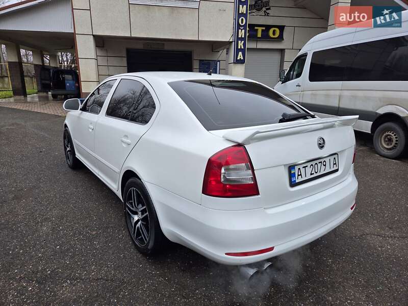 Ліфтбек Skoda Octavia 2011 в Хусті