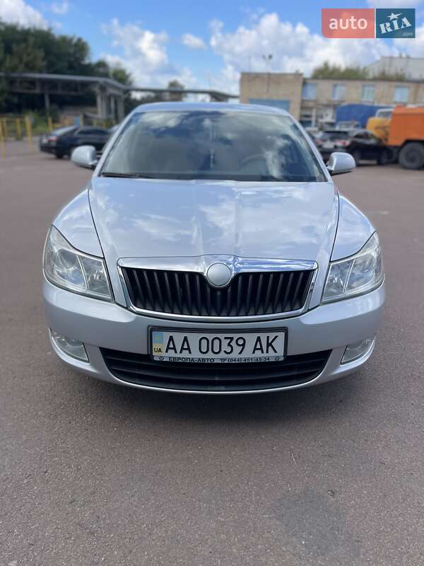 Ліфтбек Skoda Octavia 2010 в Києві фото 4 Ліфтбек Skoda Octavia 2010 в Києві