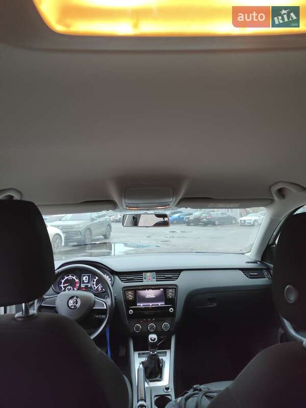 Лифтбек Skoda Octavia 2019 в Киеве