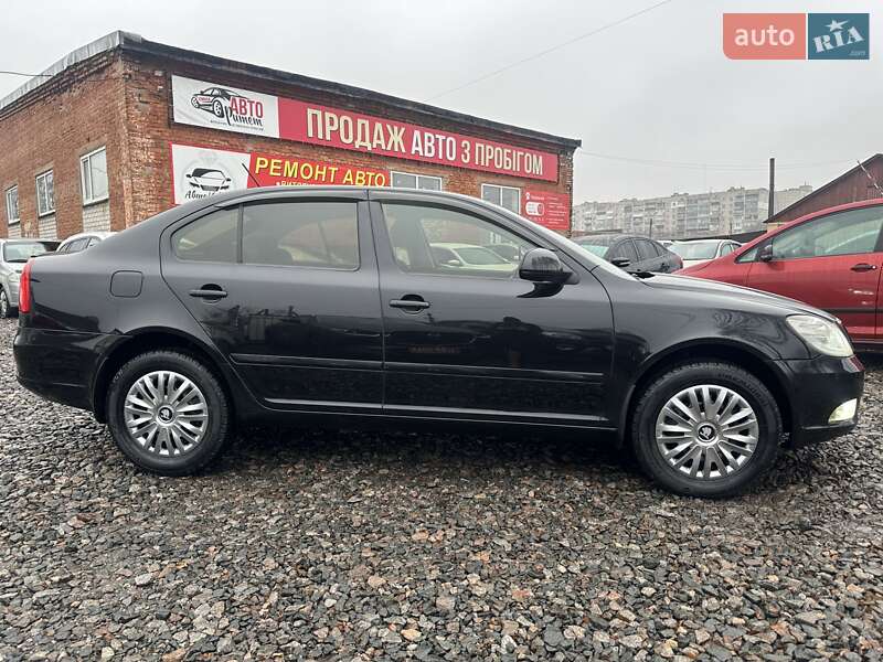 Лифтбек Skoda Octavia 2011 в Смеле