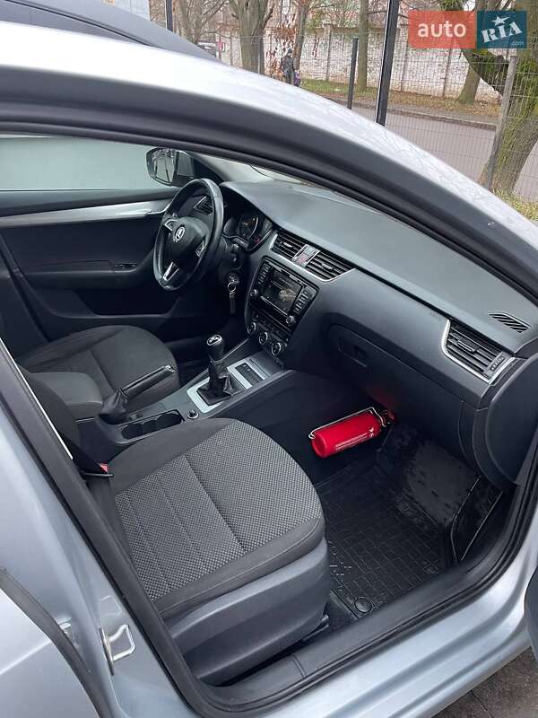 Універсал Skoda Octavia 2016 в Рівному