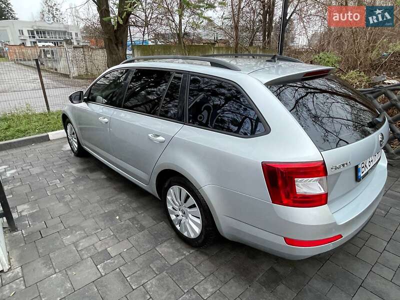 Універсал Skoda Octavia 2016 в Рівному