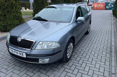 Универсал Skoda Octavia 2005 в Городке