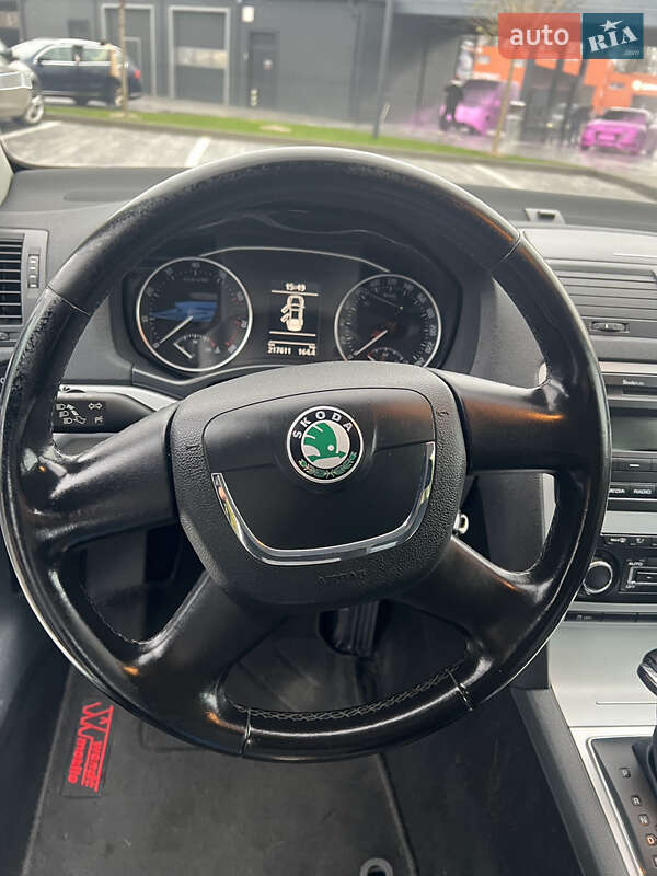 Универсал Skoda Octavia 2010 в Луцке