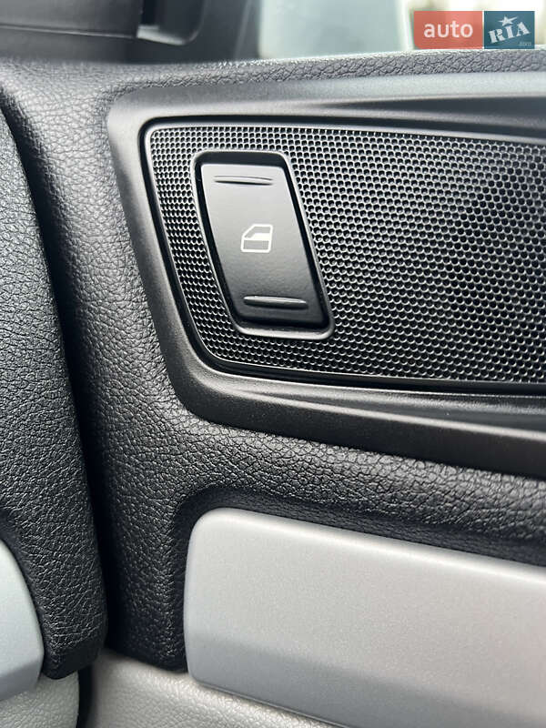 Универсал Skoda Octavia 2010 в Луцке