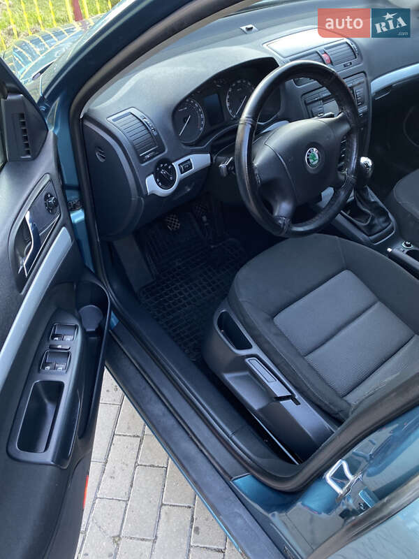Универсал Skoda Octavia 2006 в Владимире