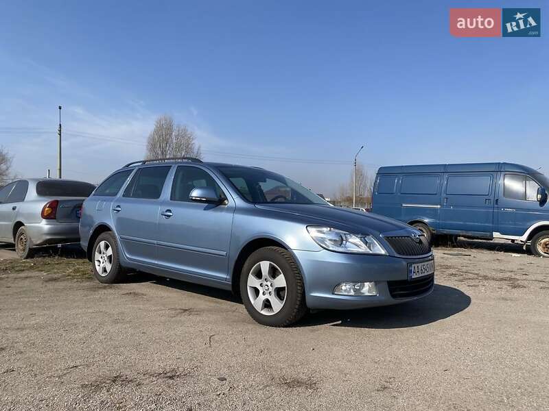 Універсал Skoda Octavia 2010 в Києві фото 5 Універсал Skoda Octavia 2010 в Києві