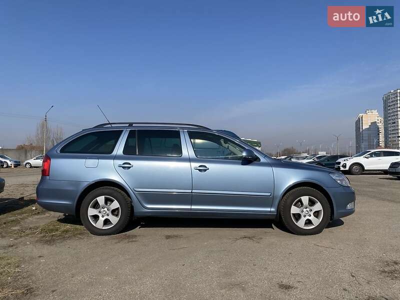 Універсал Skoda Octavia 2010 в Києві фото 3 Універсал Skoda Octavia 2010 в Києві