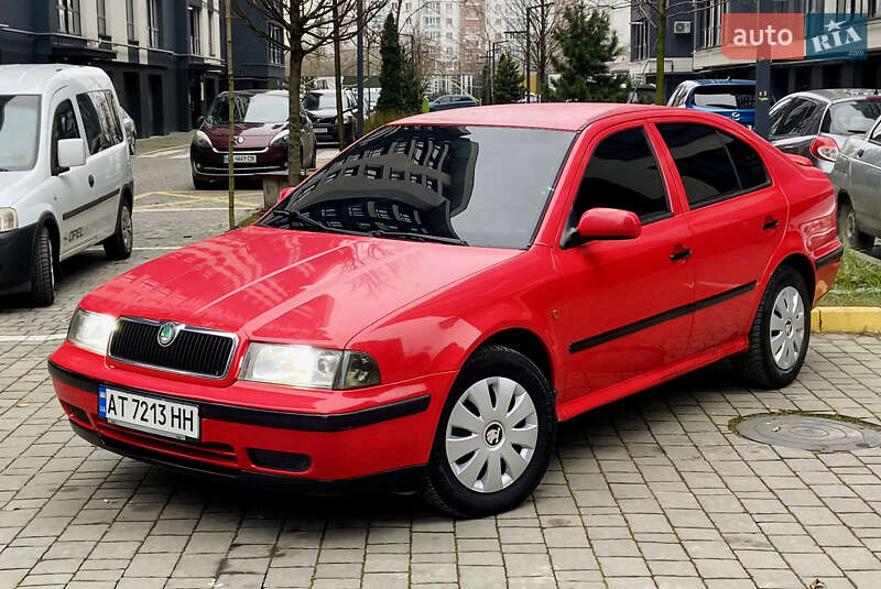Лифтбек Skoda Octavia 2000 в Ивано-Франковске