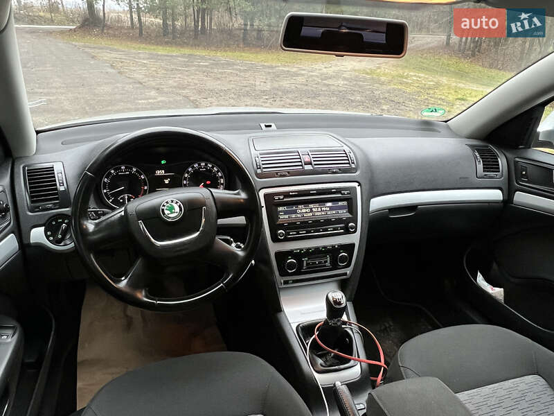 Універсал Skoda Octavia 2010 в Демидівці