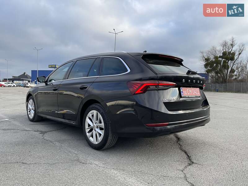 Универсал Skoda Octavia 2021 в Черновцах