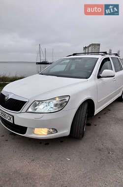 Універсал Skoda Octavia 2012 в Миколаєві