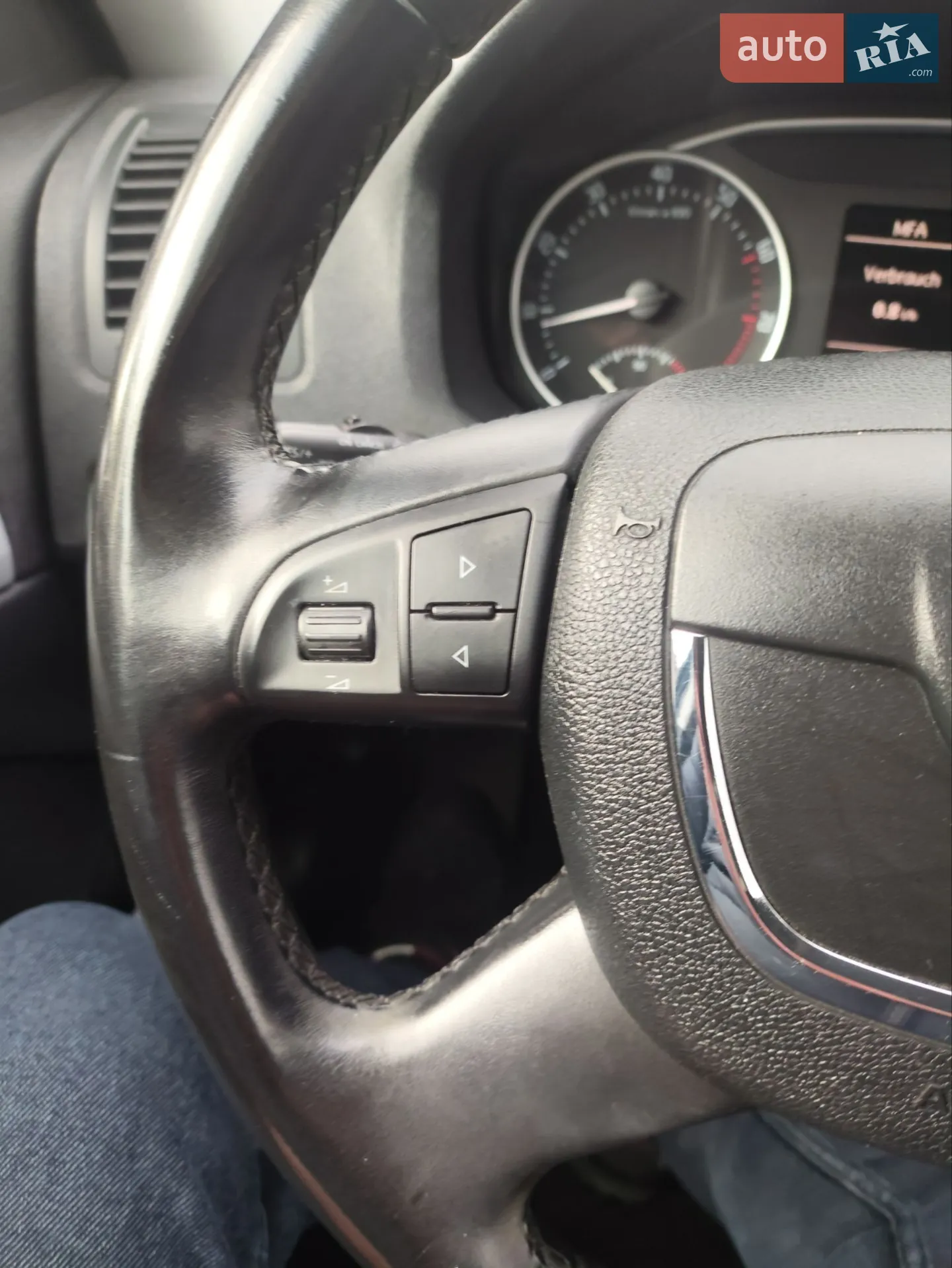 2011 Skoda Octavia - мініатюра 44