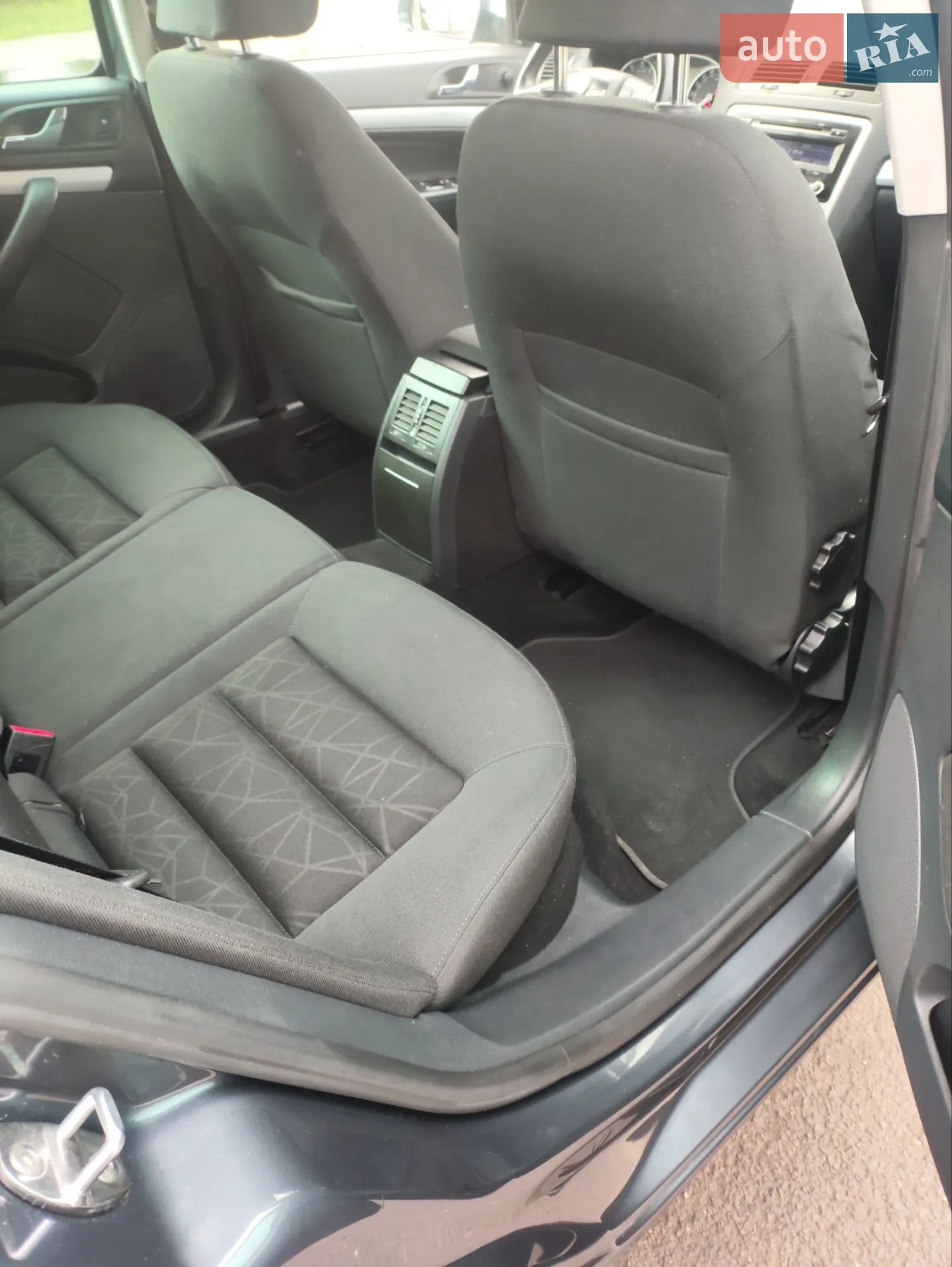 2011 Skoda Octavia - мініатюра 54