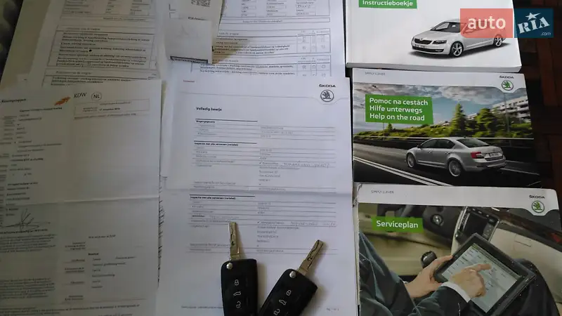 Универсал Skoda Octavia 2014 в Черкассах документ