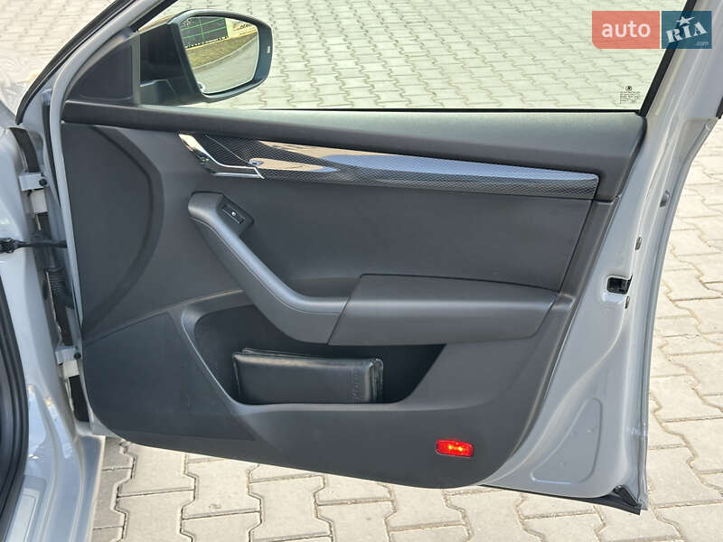 Универсал Skoda Octavia 2016 в Хмельницком