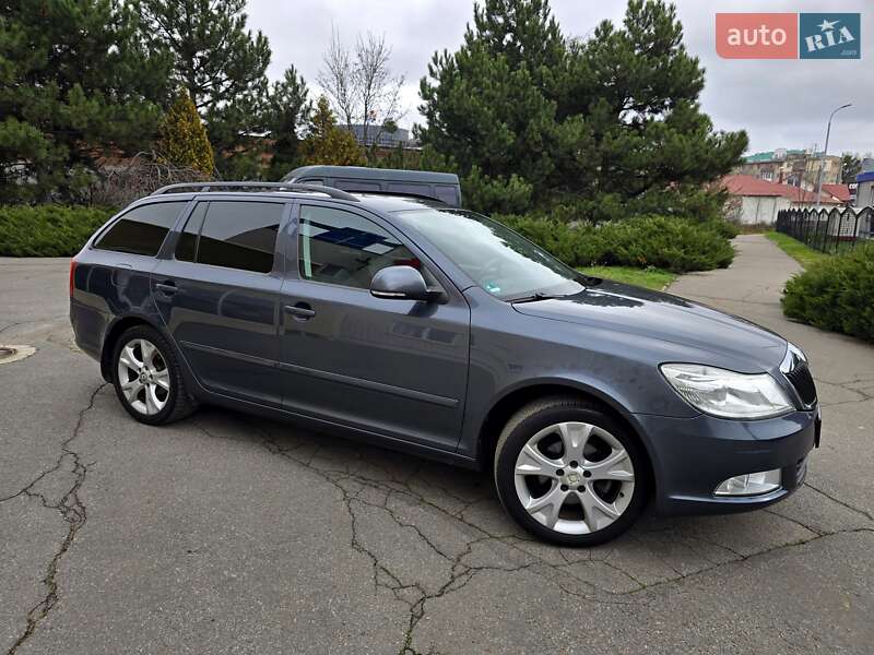 Универсал Skoda Octavia 2011 в Полтаве