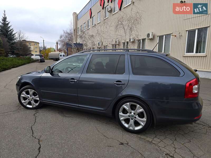 Универсал Skoda Octavia 2011 в Полтаве