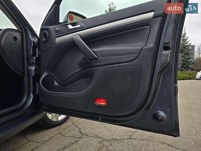 Универсал Skoda Octavia 2011 в Полтаве