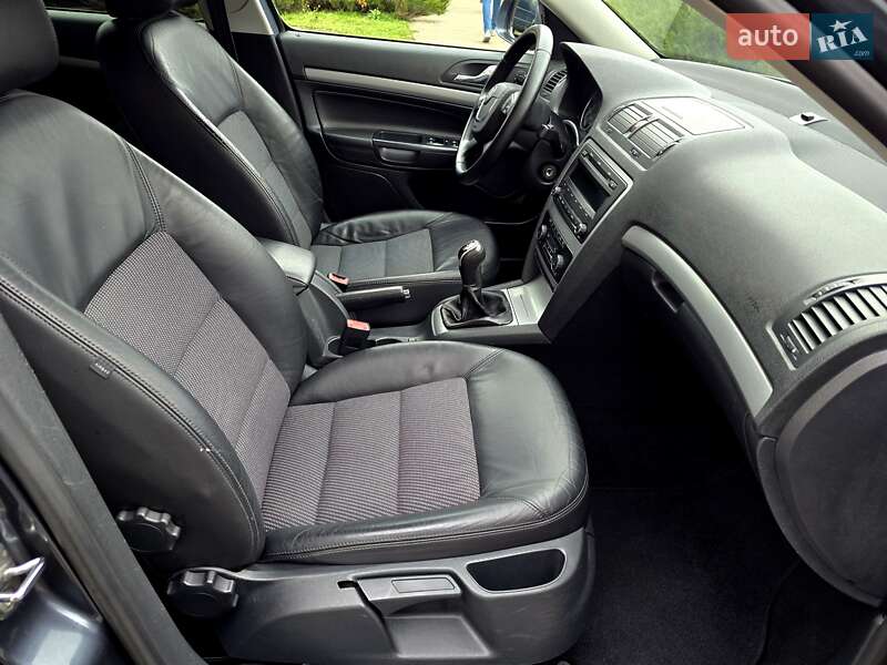 Универсал Skoda Octavia 2011 в Полтаве